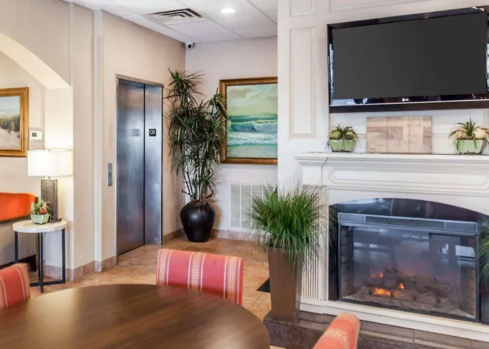 Comfort Ocean Boardwalk Inn