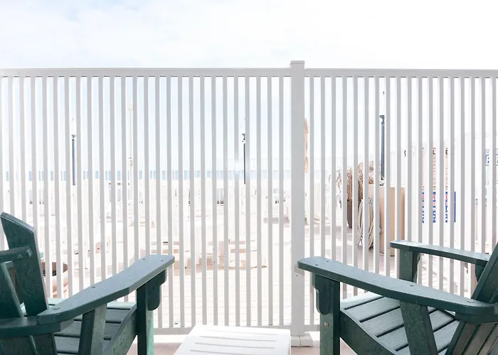 Comfort Ocean Boardwalk Inn
