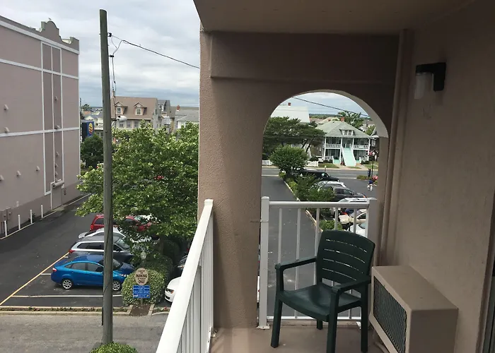 Inn Comfort Ocean Boardwalk 4*