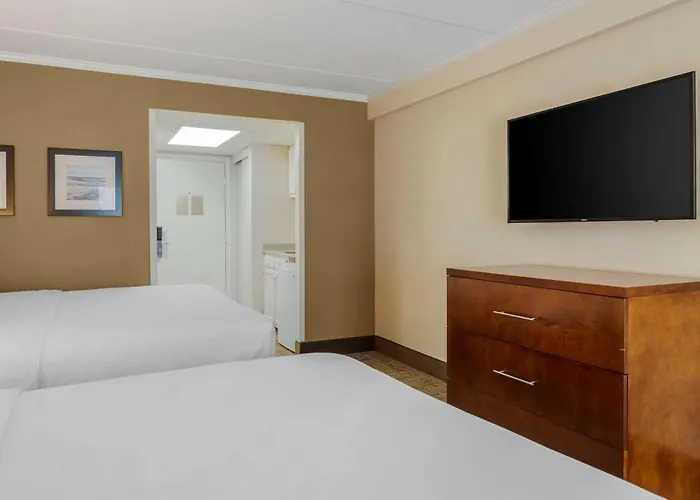 Inn Comfort Ocean Boardwalk 4*